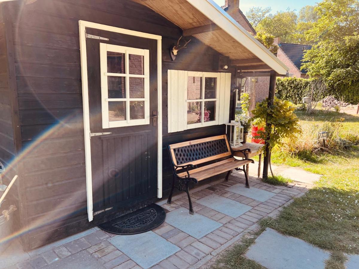 Supergezellig Vakantiehuis Met Hele Grote Tuin Bij Nijmegen Ewijk Exterior photo