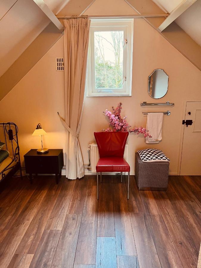 Supergezellig Vakantiehuis Met Hele Grote Tuin Bij Nijmegen Ewijk Exterior photo